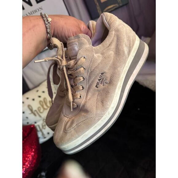 Authentic prada tan suede platform trainers sneakers 40 - Picture 2 of 13